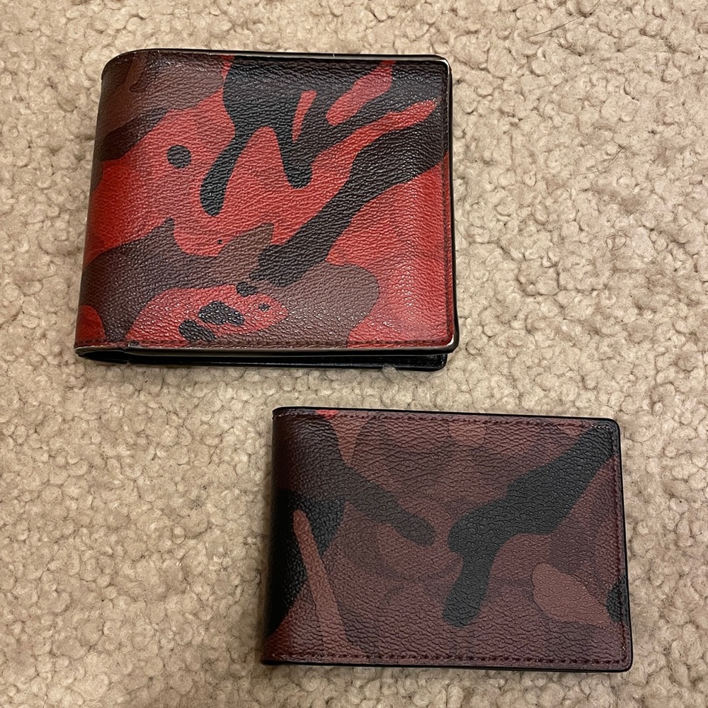 Coach Men’s 3 in 1 Red and Black Camo Wallet Set